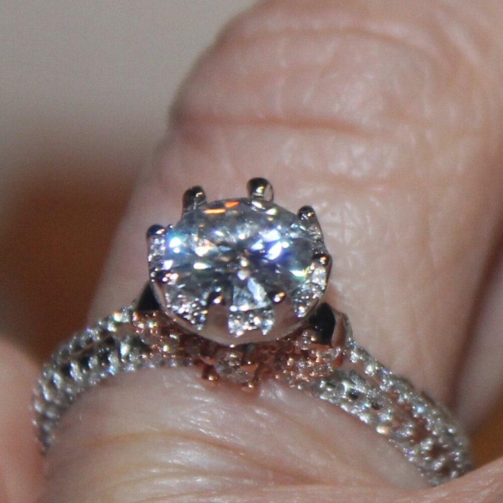 New 1 Carat VVSI Moissanite Diamond Two Tone w Gold Engagement Ring